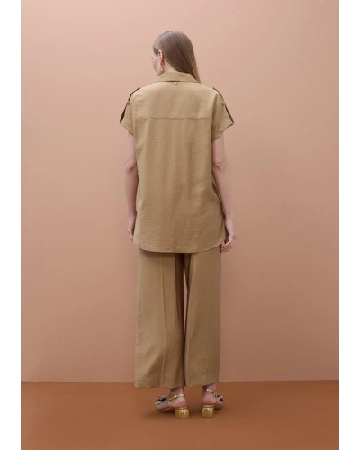 Lola Casademunt Sleeveless shirt with pockets camel