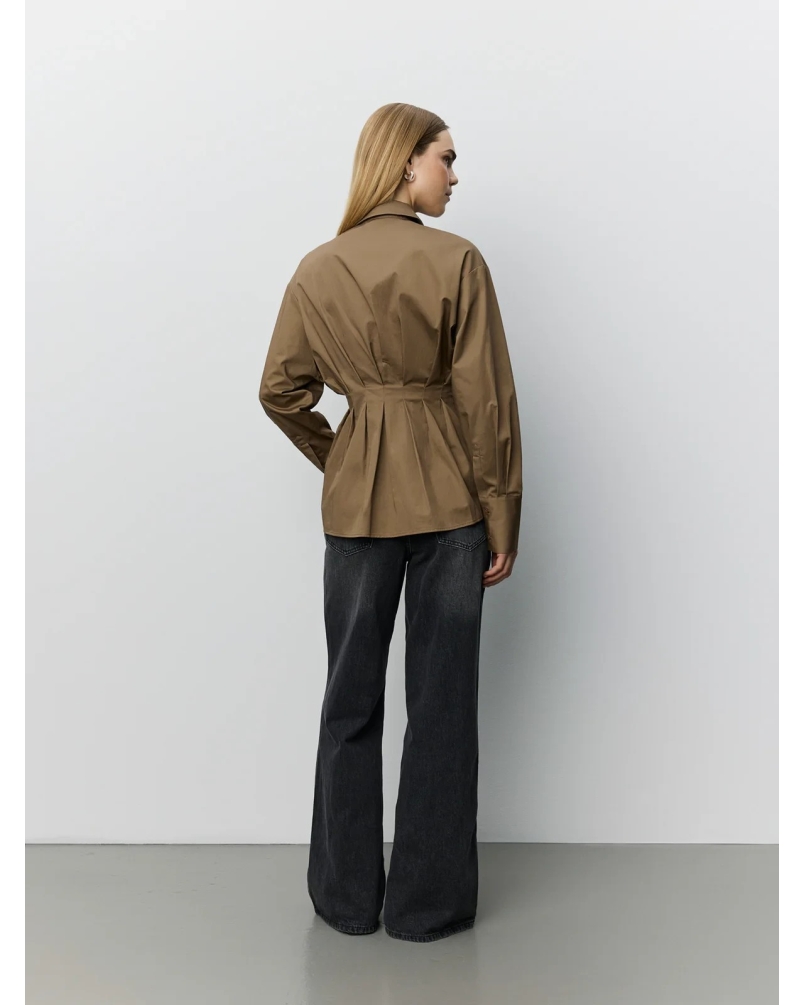 Sofie Schnoor Mikra fitted shirt with pleats middle brown