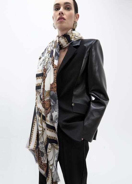 Lola Casademunt Tiger grid scarf ecru/black