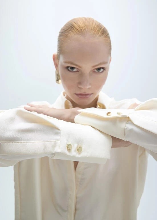Lola Casademunt Shirt with pleated back ecru