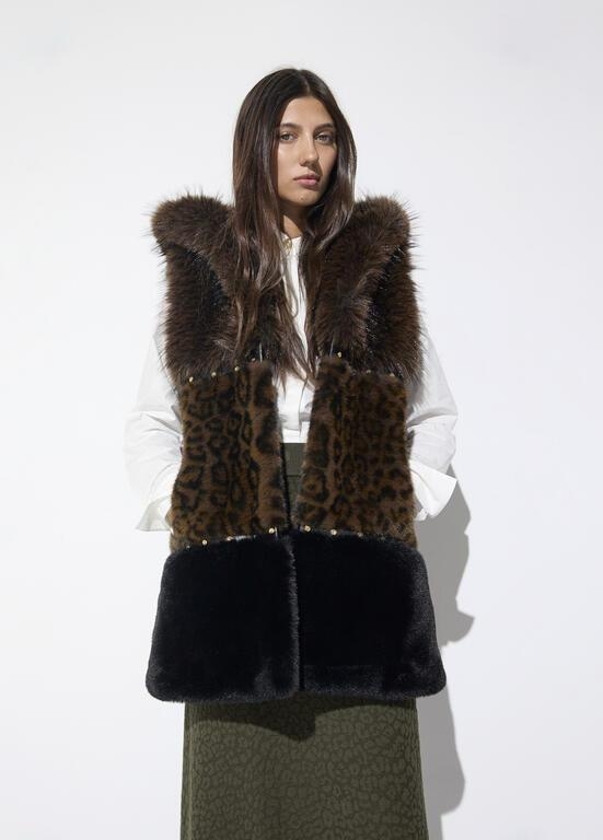 Lola Casademunt Faux fur midi vest with animal print marron/multicolor