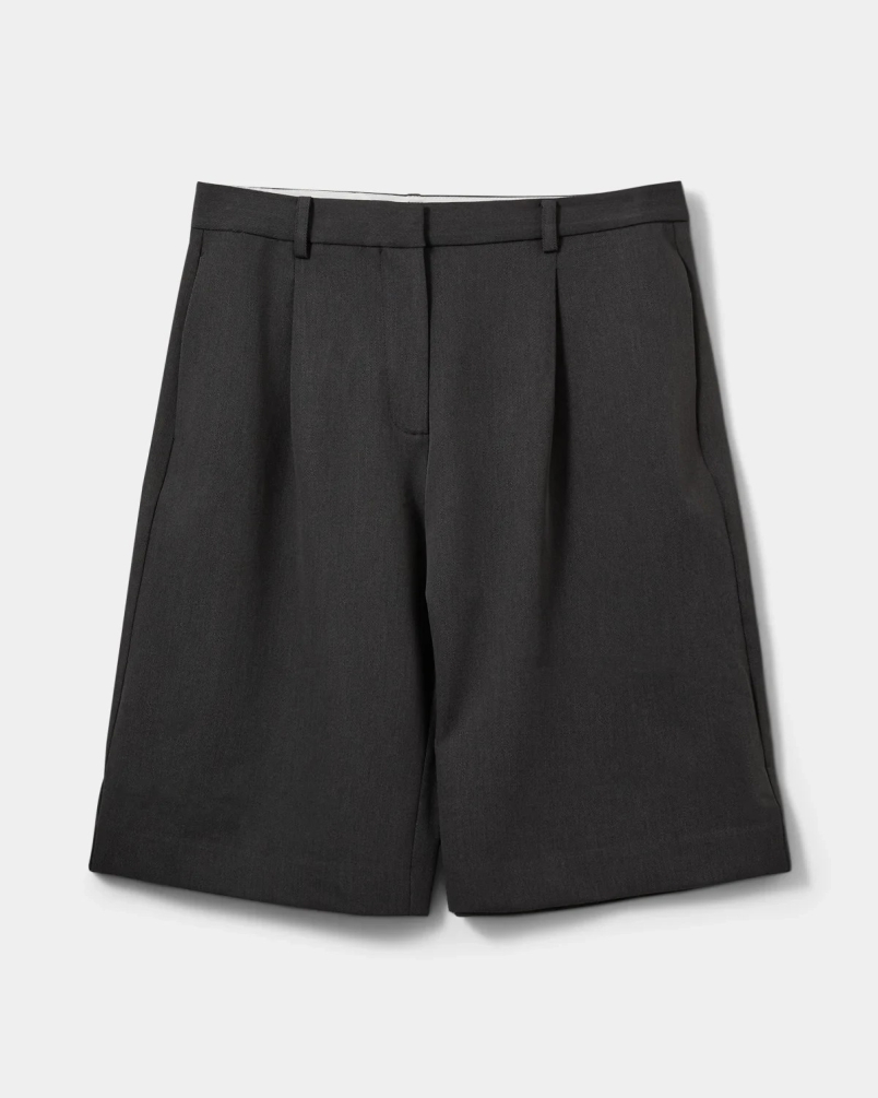 Sofie Schnoor Elsa bermuda suiting shorts dark grey-