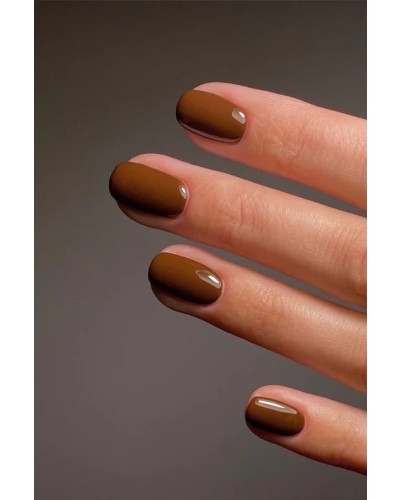 Karolin van Loon nail polish magma noir magma noir
