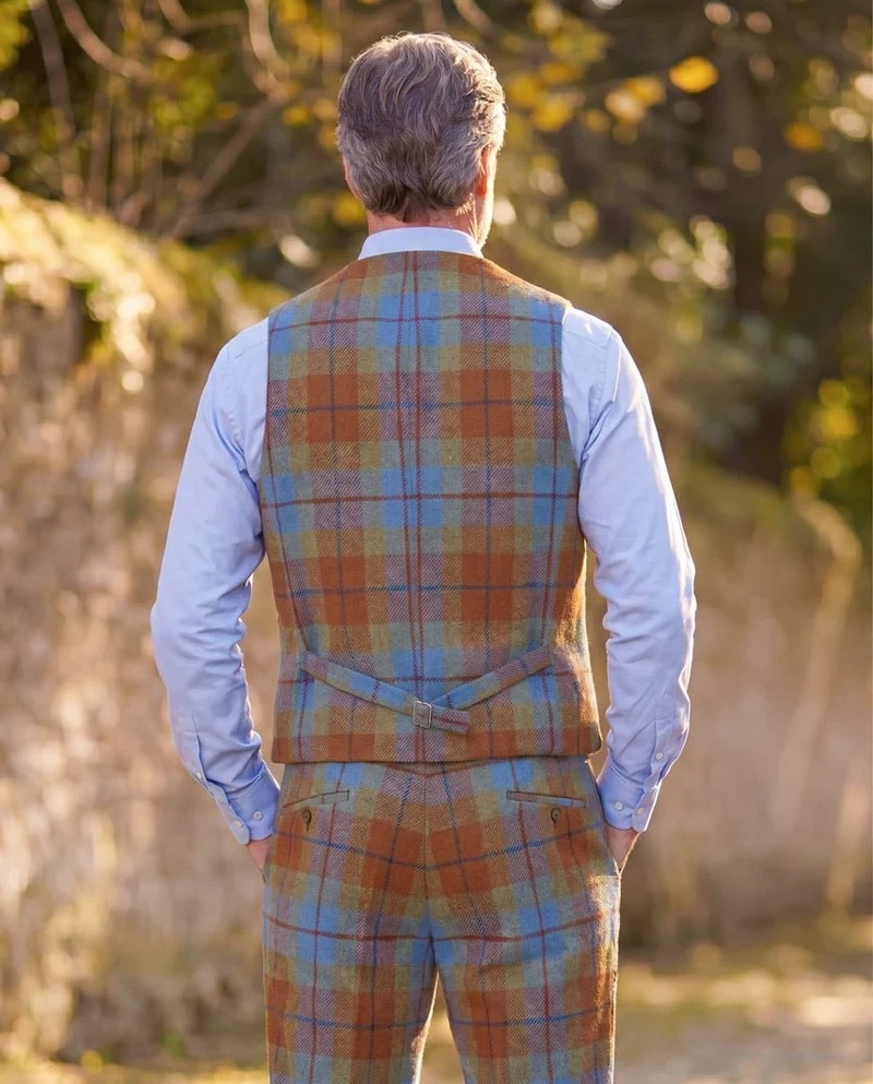 Wellington of Bilmore Wales gold tartan