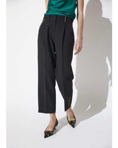 Lola Casademunt Cropped pants with studded details black