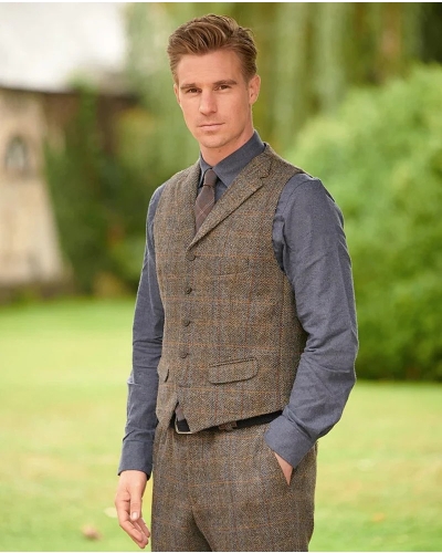 Wellington of Bilmore Wales green blue herringbone