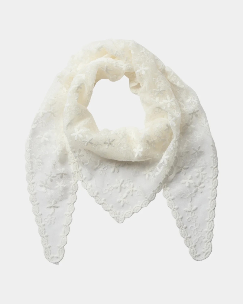 Sofie Schnoor Mina scarf off white
