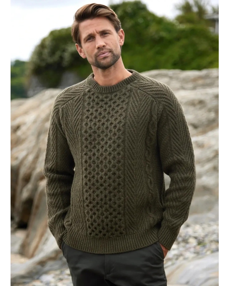 Fisherman Aran sweater olive
