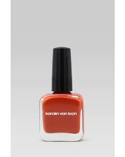Karolin van Loon nail polish sienne cuir sienne cuir