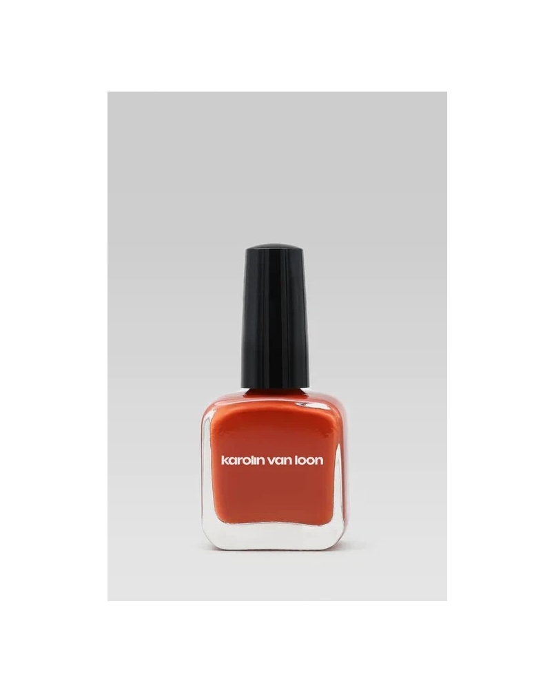 Karolin van Loon nail polish sienne cuir sienne cuir