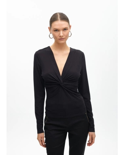 Lola Casademunt T-shirt with knot negro
