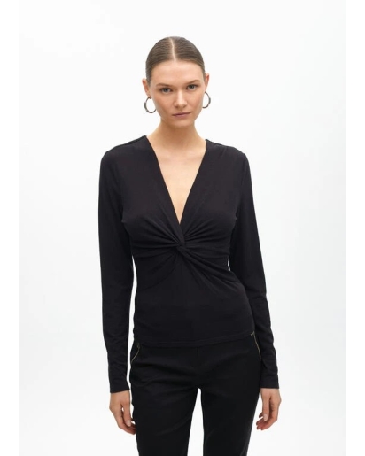 LOLA CASADEMUNT Lola Casademunt T-shirt with knot