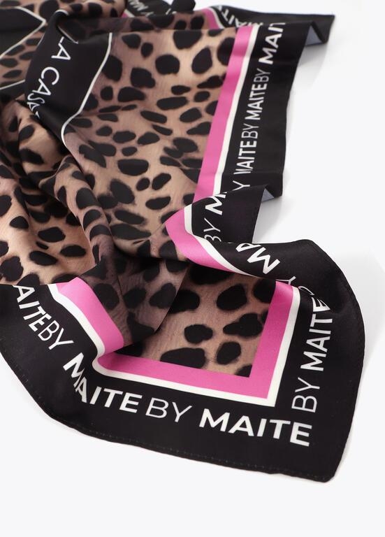 Lola Casademunt by Maite Animal print scarf black-pink