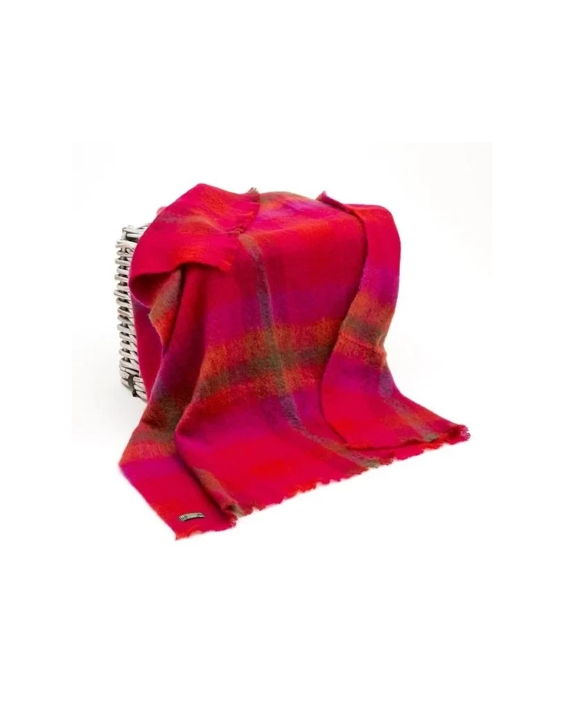 John Hanly mohair wool throw (137x182)