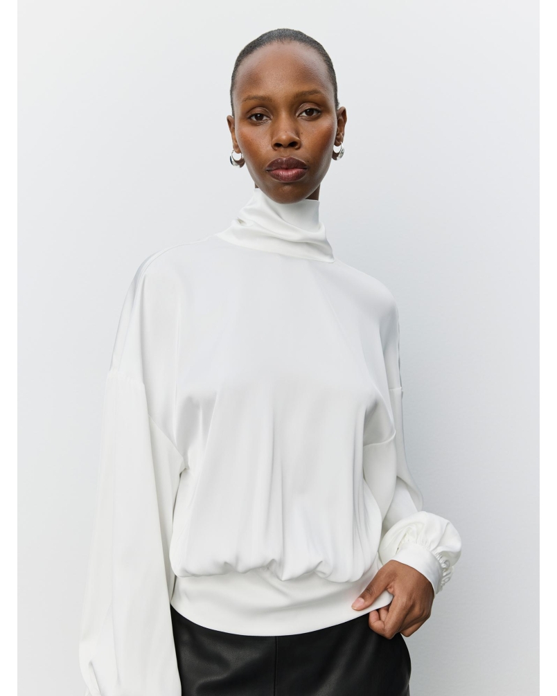 Sofie Schnoor Amber satin blouse off white