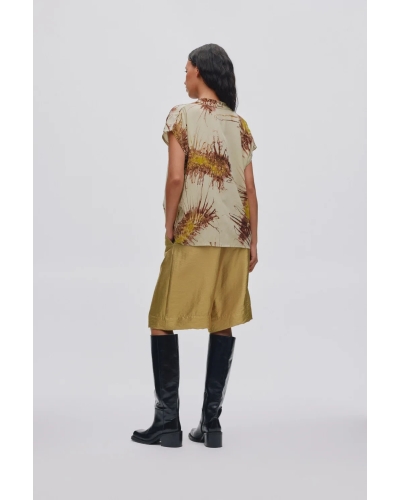 Rabens Saloner Feliza woven gold shorts gold