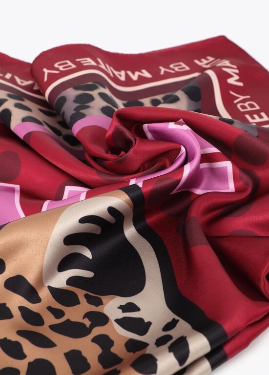 Lola Casademunt by Maite Tiger face scarf red-brown