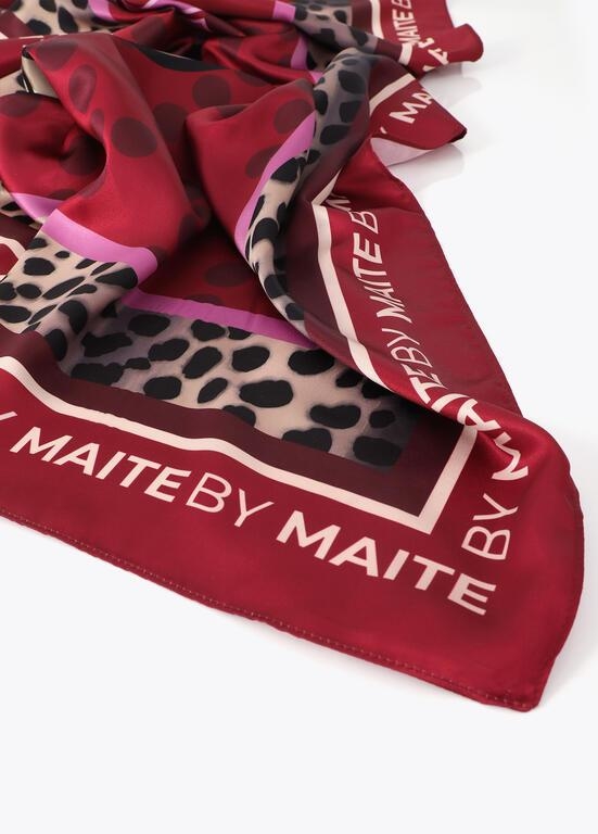 Lola Casademunt by Maite Tiger face scarf red-brown