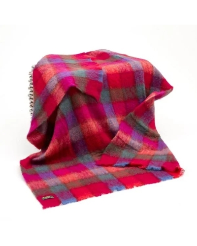 John Hanly mohair wool throw (137x182)