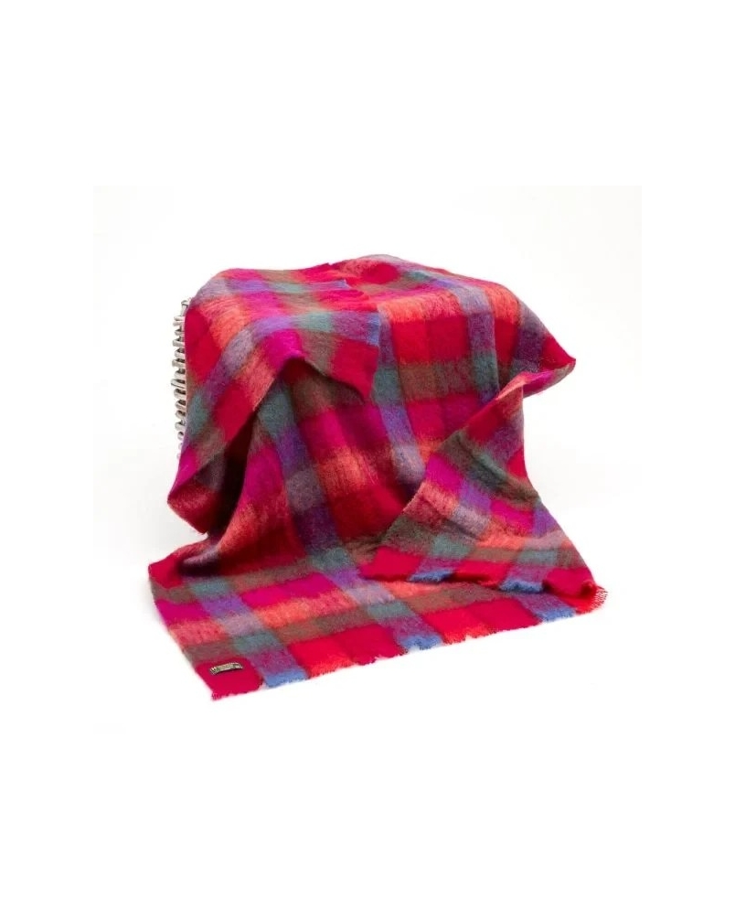 John Hanly mohair wool throw (137x182)