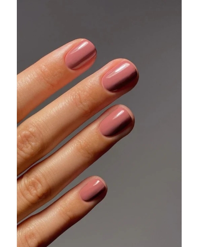 Karolin van Loon nail polish blush de satin blush de satin